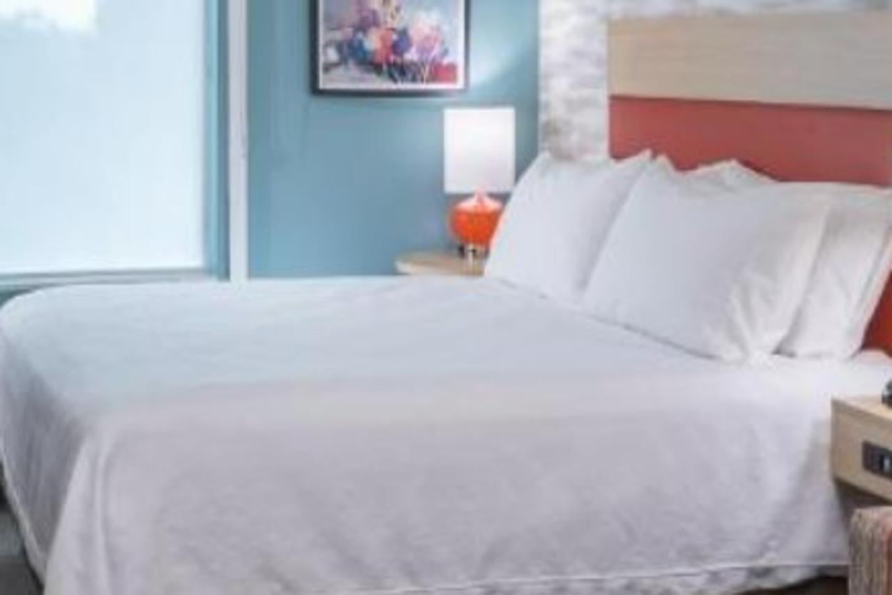 Home2 Suites By Hilton Cape Canaveral Cruise Port Bagian luar foto