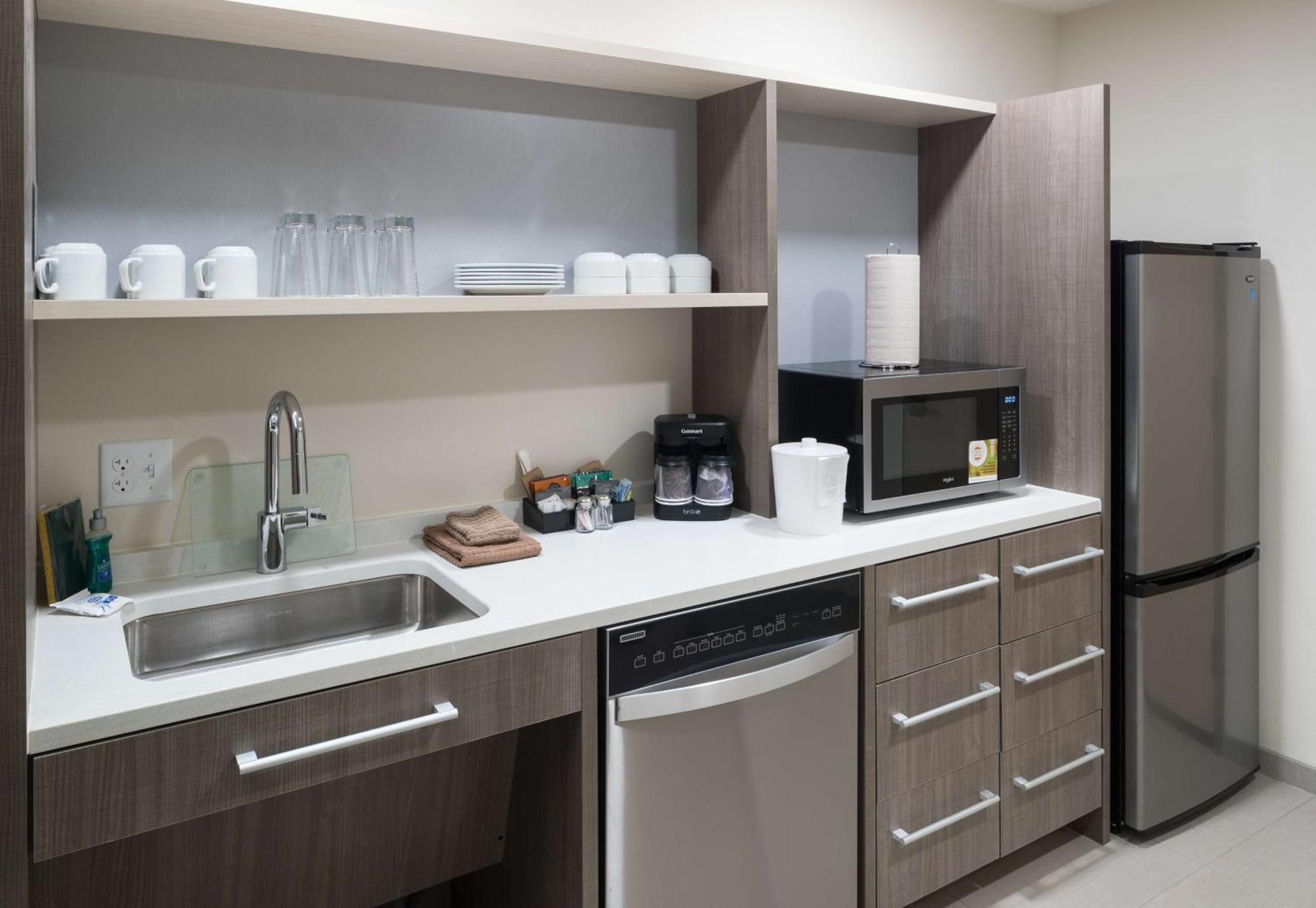 Home2 Suites By Hilton Cape Canaveral Cruise Port Bagian luar foto