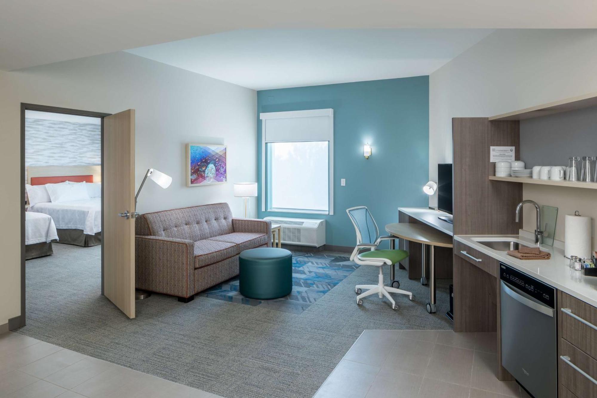 Home2 Suites By Hilton Cape Canaveral Cruise Port Bagian luar foto