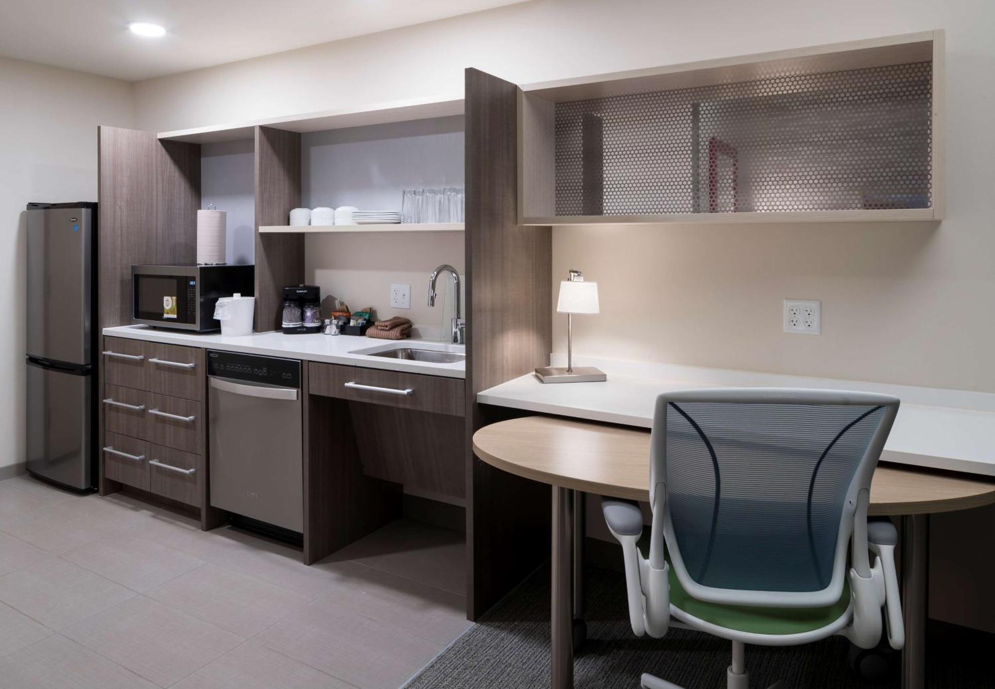 Home2 Suites By Hilton Cape Canaveral Cruise Port Bagian luar foto