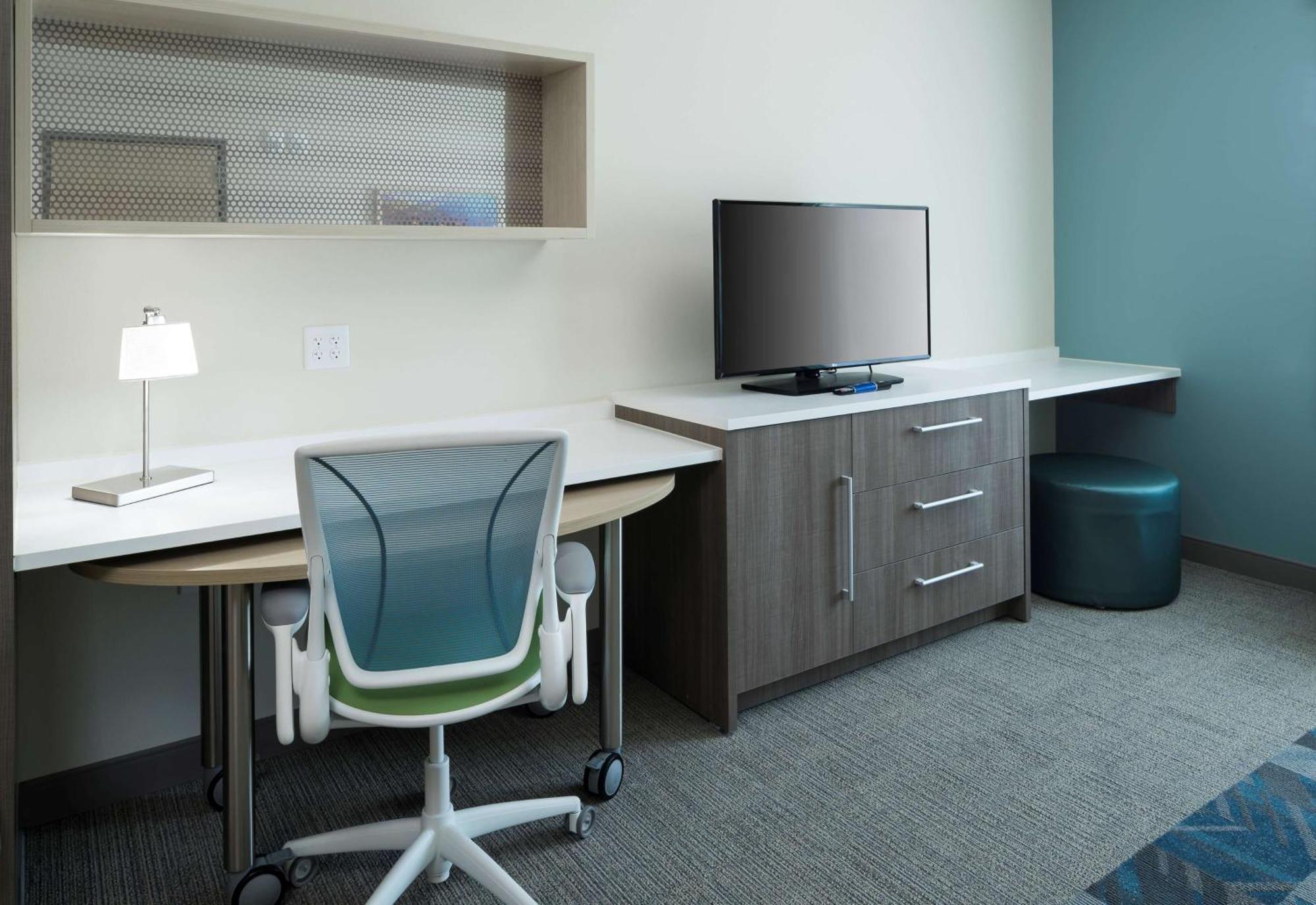 Home2 Suites By Hilton Cape Canaveral Cruise Port Bagian luar foto
