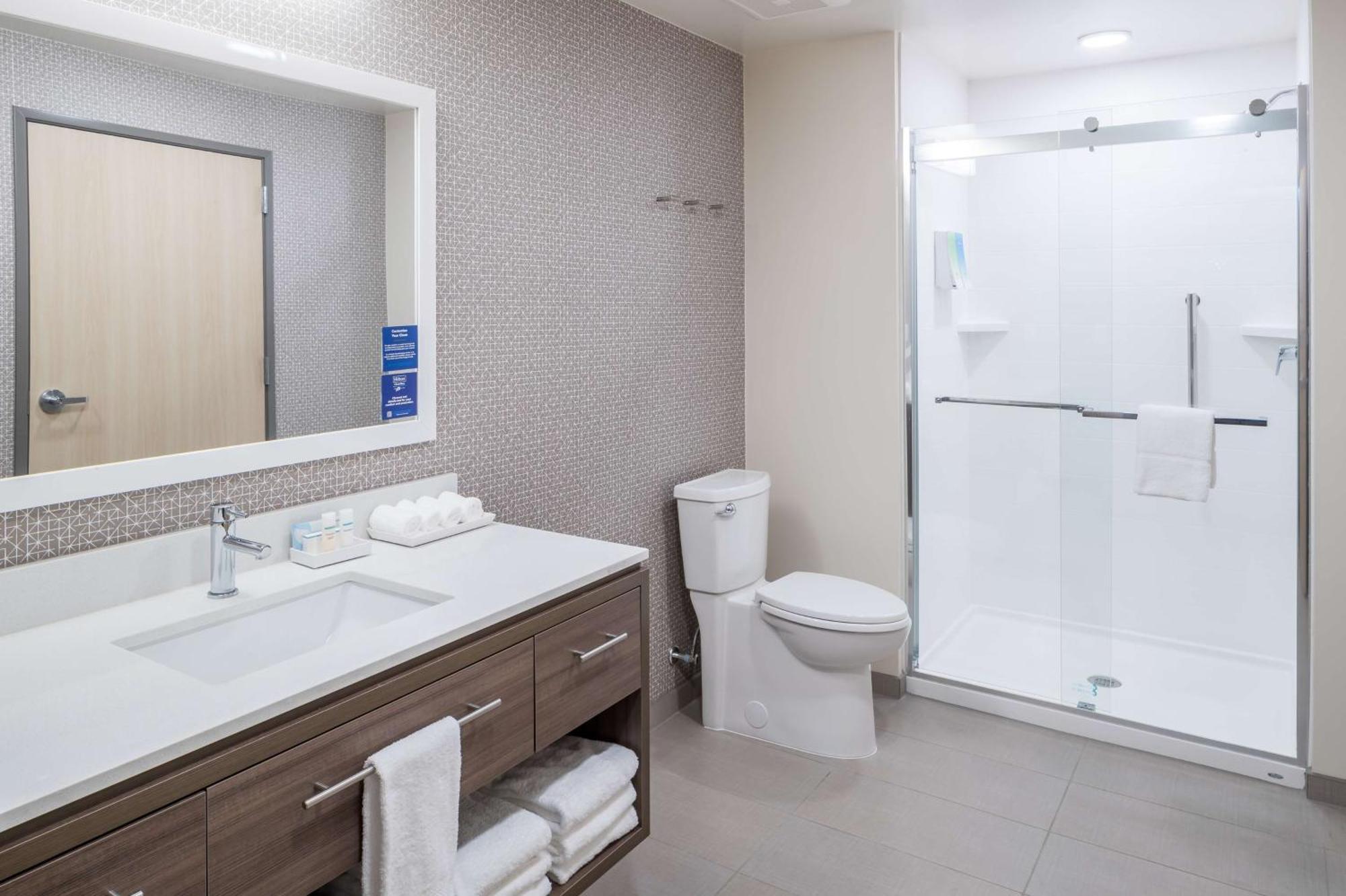 Home2 Suites By Hilton Cape Canaveral Cruise Port Bagian luar foto