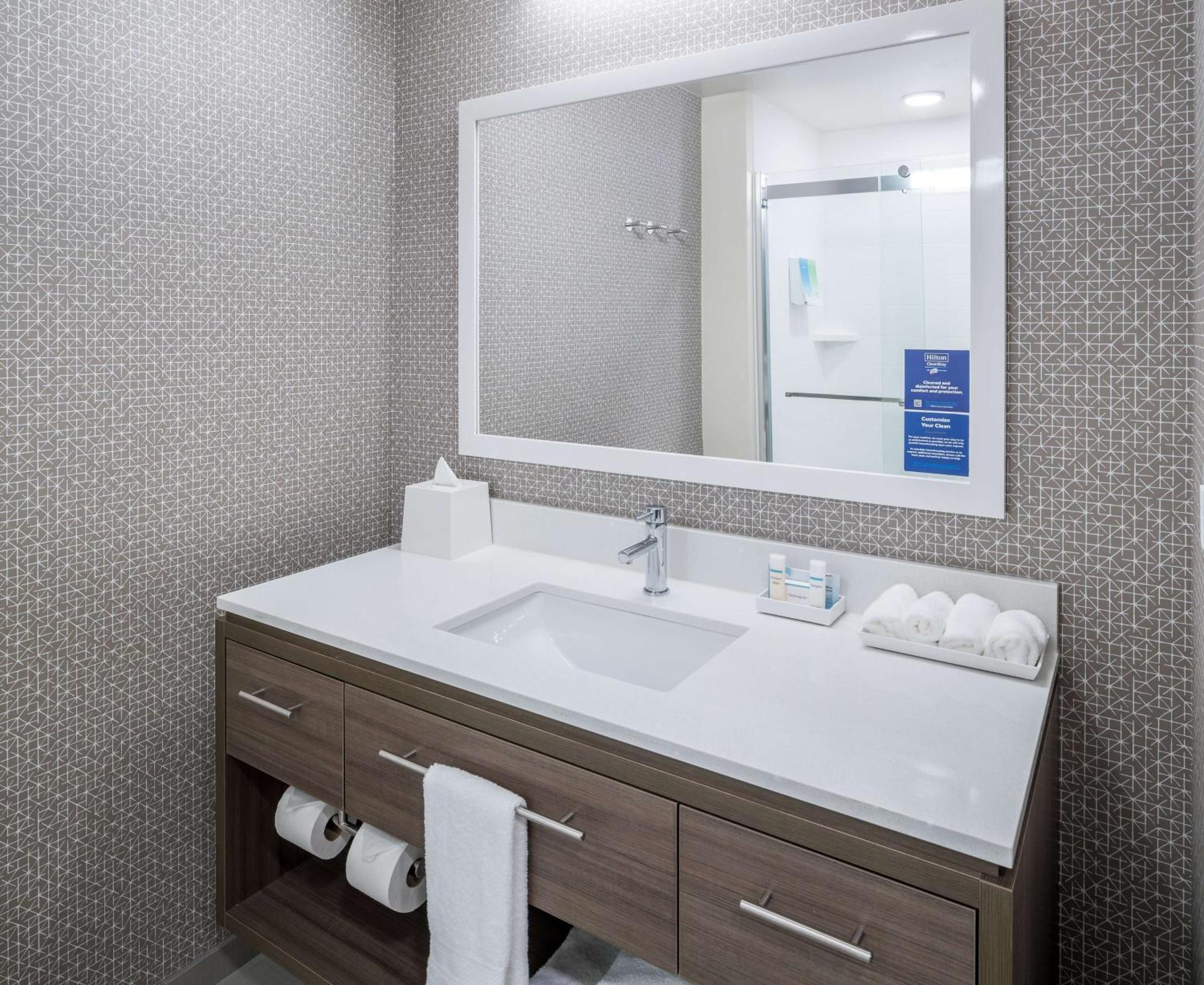 Home2 Suites By Hilton Cape Canaveral Cruise Port Bagian luar foto